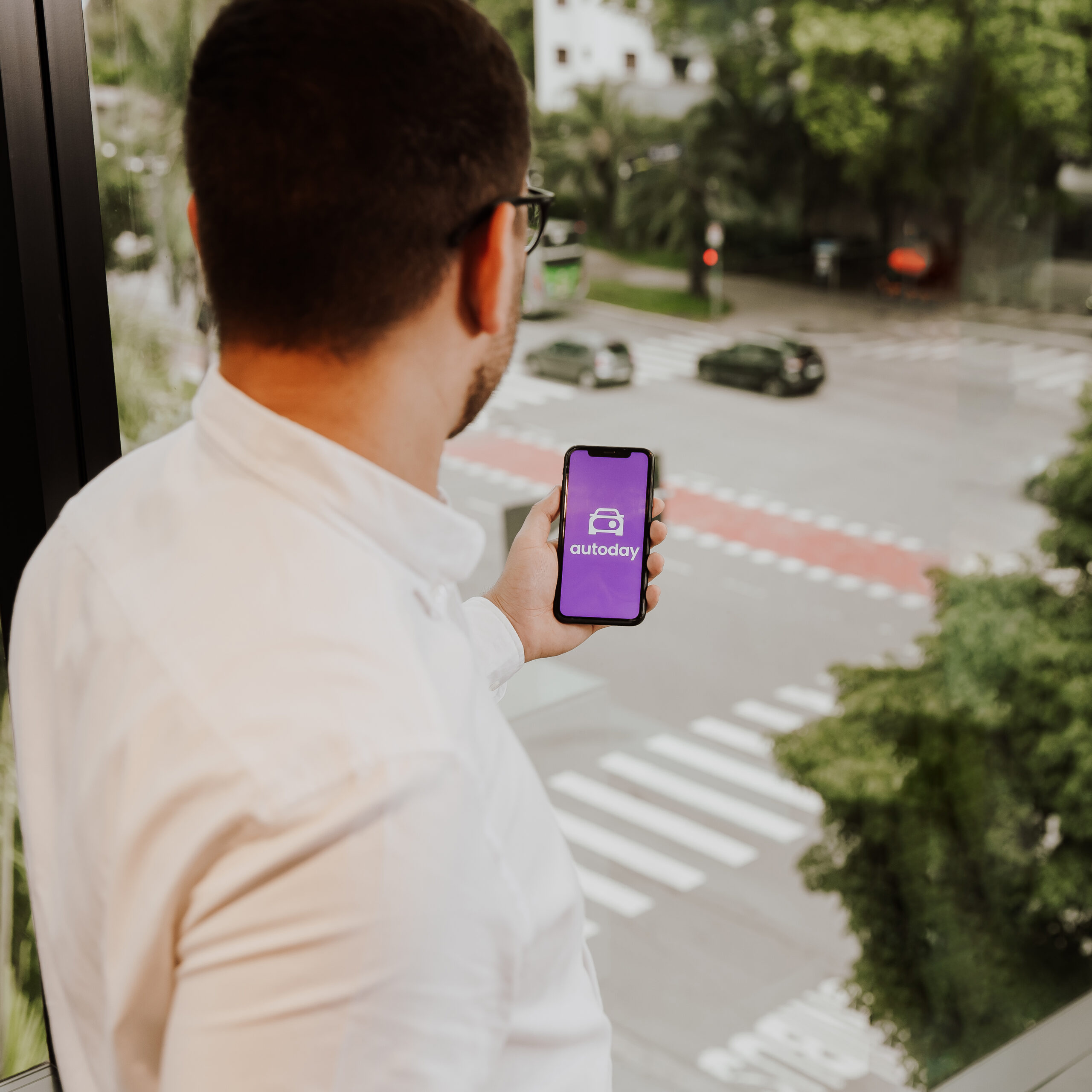 Seguro digital pré-pago: Autoday e Kovr Seguradora se unem e inovam