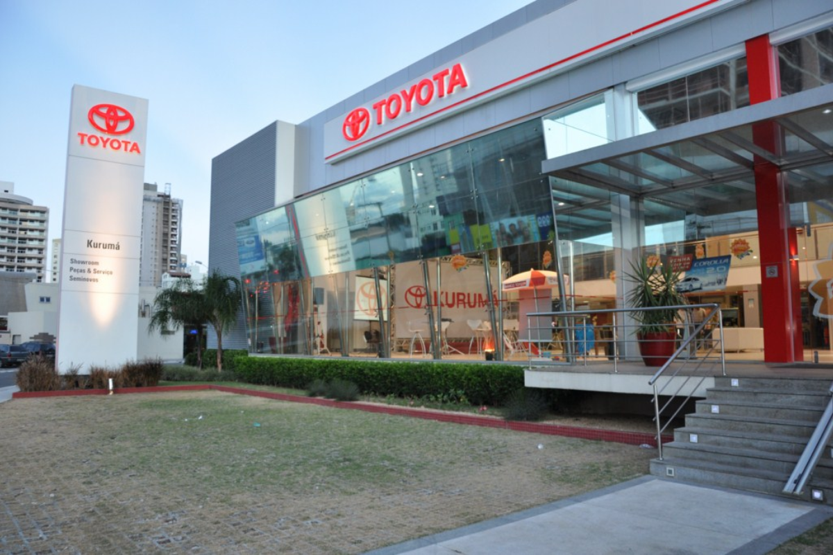 Toyota lança sua corretora de seguros: Conheça os benefícios para clientes
