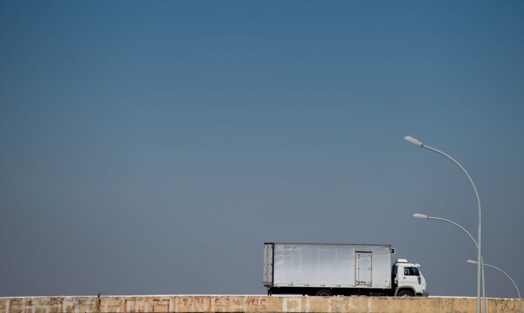 Seguro de cargas pode impactar em R$ 15 bi na cadeia da indústria alimentícia.  Foto: Marcelo Camargo/Agência Brasil