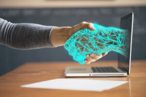 Zentek firma parceria com Europ Assistance para ofertar serviços para vida digital. Imagem: Divulgação